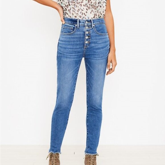 SALE!!!  Loft Skinny ankle ripped edge hi rise button fly jeans size 29/8 - Picture 2 of 10